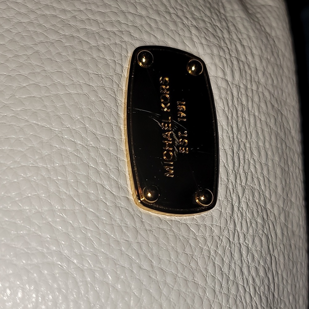 Authentic w/coa Michael Kors white leather Bedford satchel purse bag - Picture 2 of 12